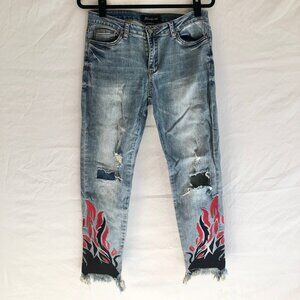 Embroidered Ankle Cropped Frayed Jeans